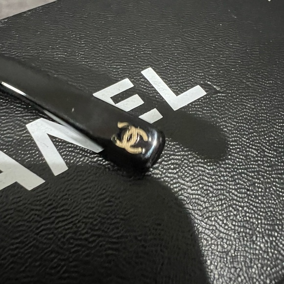 Chanel Pearl Sunglasses 5132-H Black - Picture 7 of 17